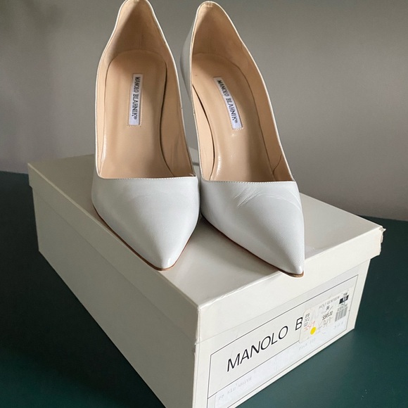 Manolo Blahnik white 39.5 shoes - Picture 3 of 3